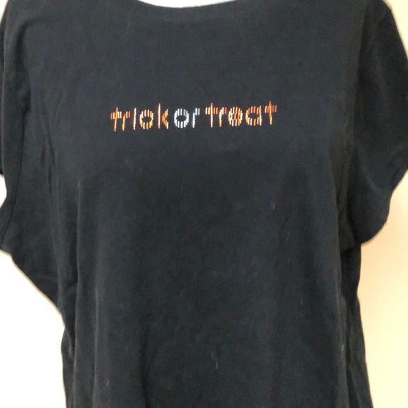 Halloween black T-shirt - Picture 1 of 2
